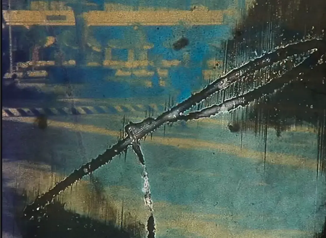 Pevere_Liquid-Debris_16mm_003
